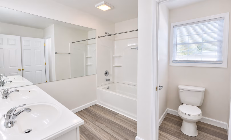Brentwood Bath 1