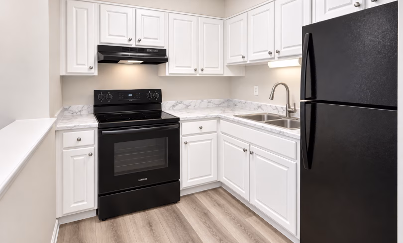 Heath St 1 bed kitchen